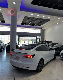 تسلا موديل 3